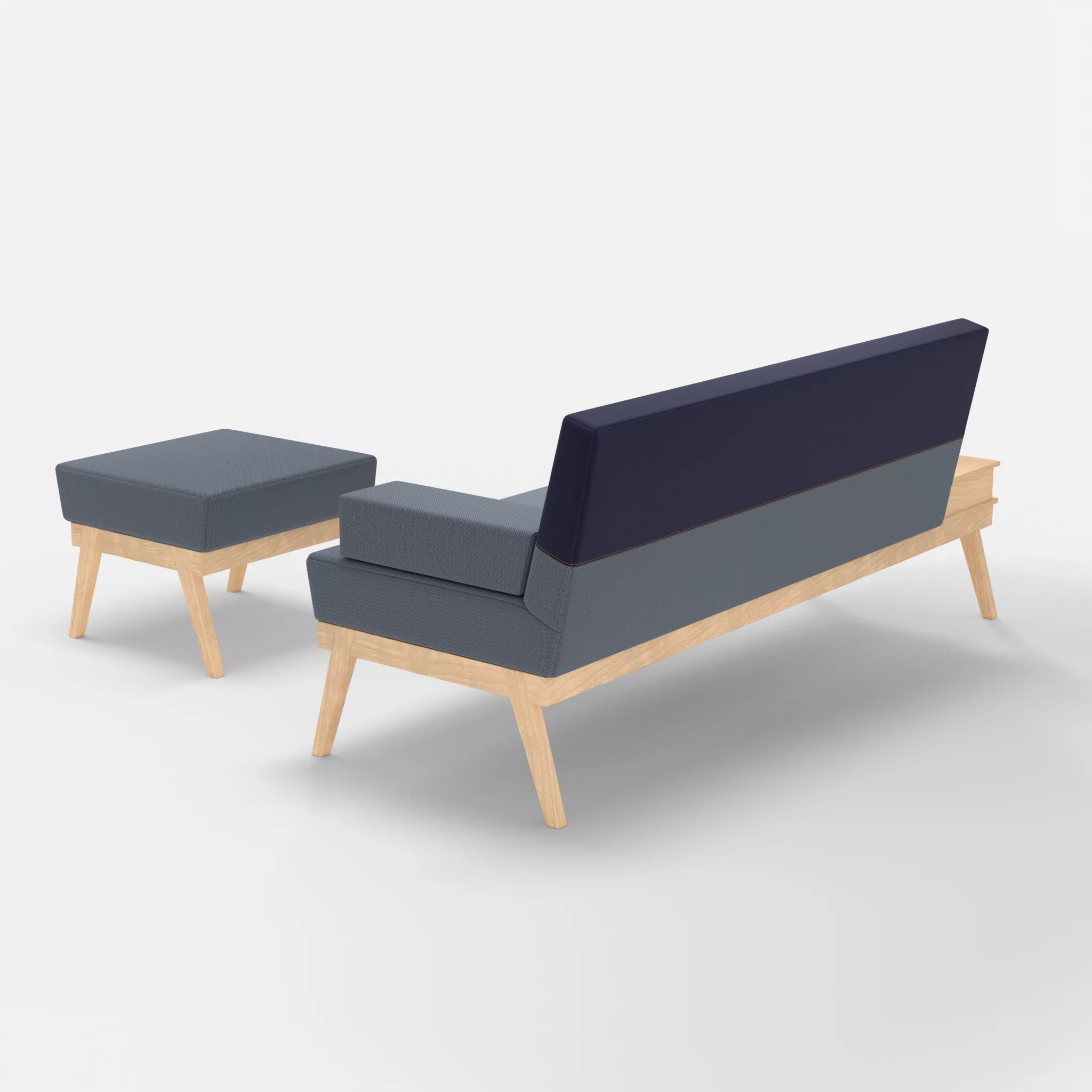 3er Sitzsofa Bauz mit Ablage links und Pouf credosea-credonavy in Blau und Navy von hinten