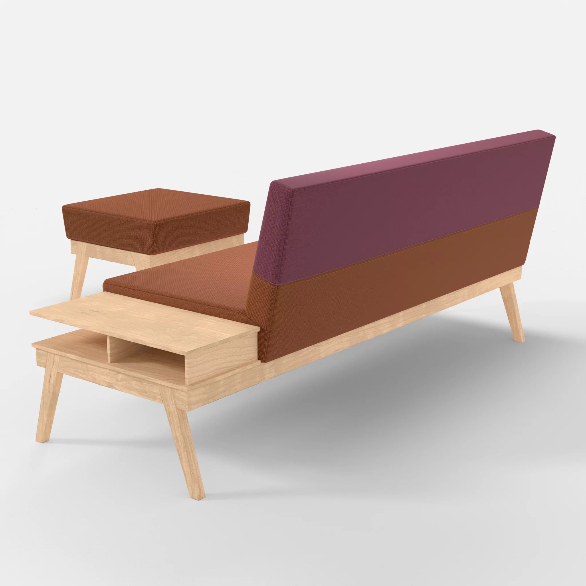 3er Sitzsofa Bauz mit Ablage rechts und Pouf credokupfer-credobreva in Braun und Violett von hinten