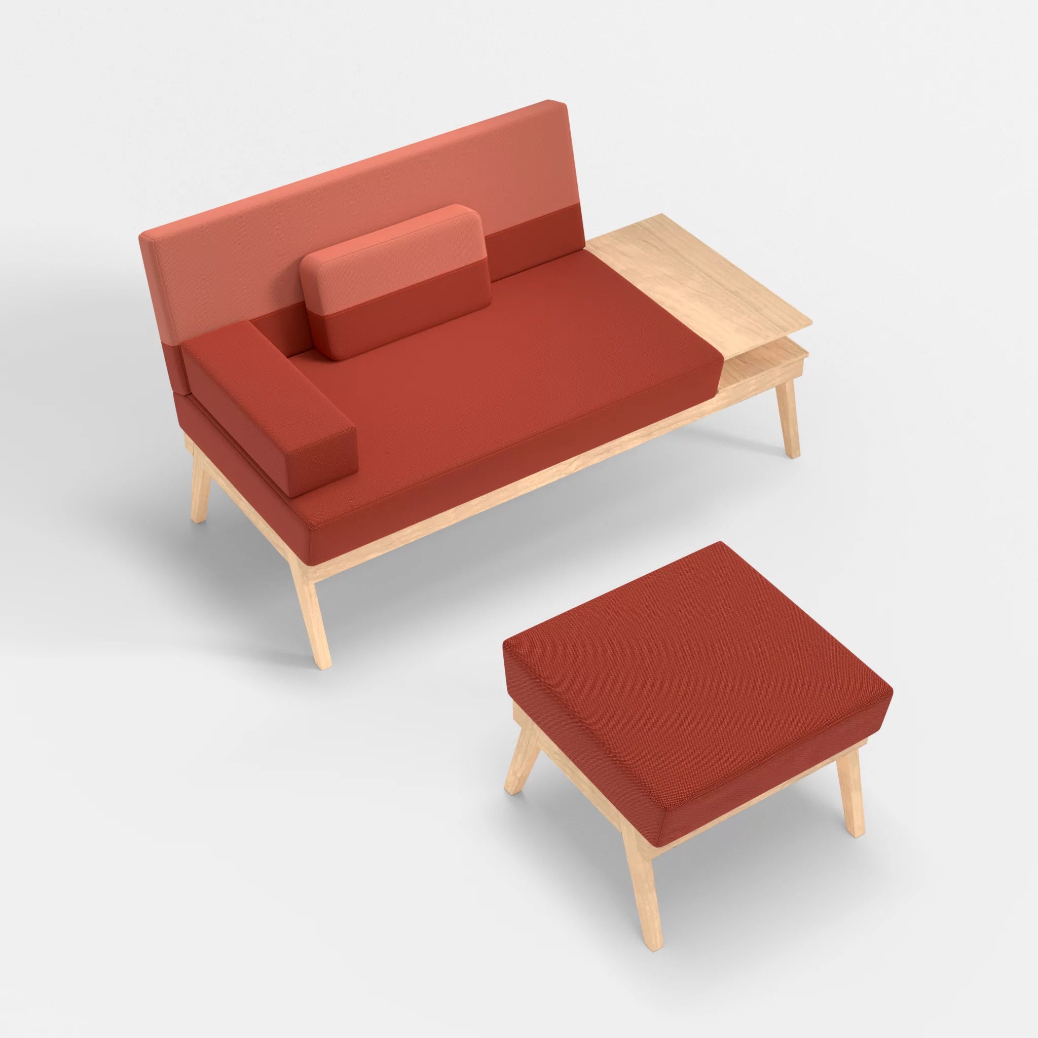 2er Sitzsofa Bauz mit Ablage rechts und Pouf credolampion-credograpefruit in Rot und Coral von oben